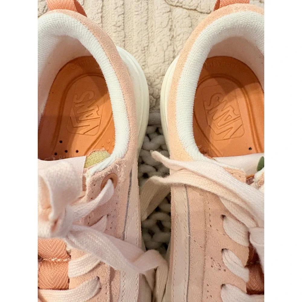 Vans Stack‎ Peach Pink Suede Platform Sneakers Kids 3.5